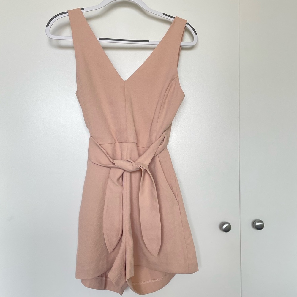 BNWOT wilfred new ecoulement romper